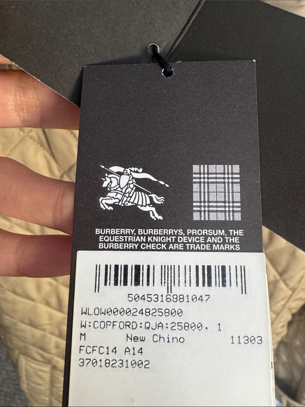 Burberry Quilted Beige Utility Jacket with Signature Check Lining- Size M - Picture 3 of 16